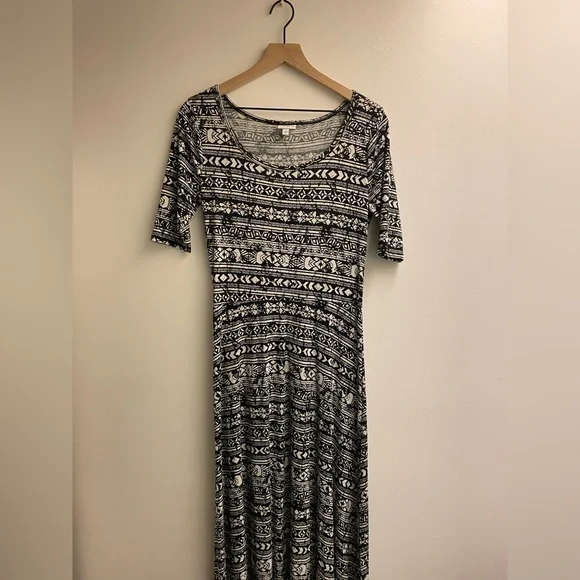 lularoe maria maxi dress Dress To Tie Lularoe Flower Knot LuLaRoe Dresses Lularoe Maria Maxi Dress Poshmark